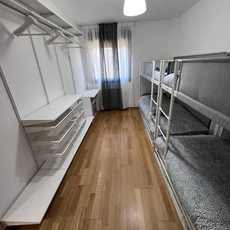 Apartamento En Sabinanigo Para Grupos Con Amplia Y Soleada Terraza Huesca Exterior photo