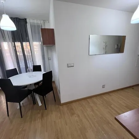 Apartamento En Sabinanigo Para Grupos Con Amplia Y Soleada Terraza Huesca Exterior photo