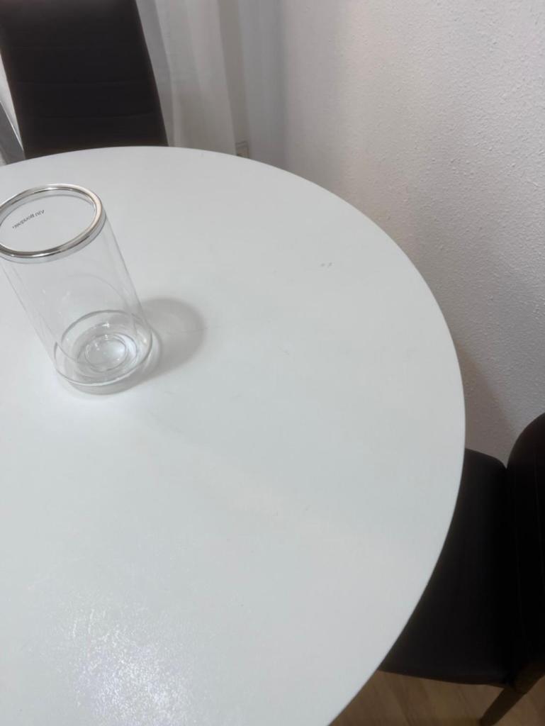 En Sabinanigo Grupos Con Amplia Y Soleada Terraza *